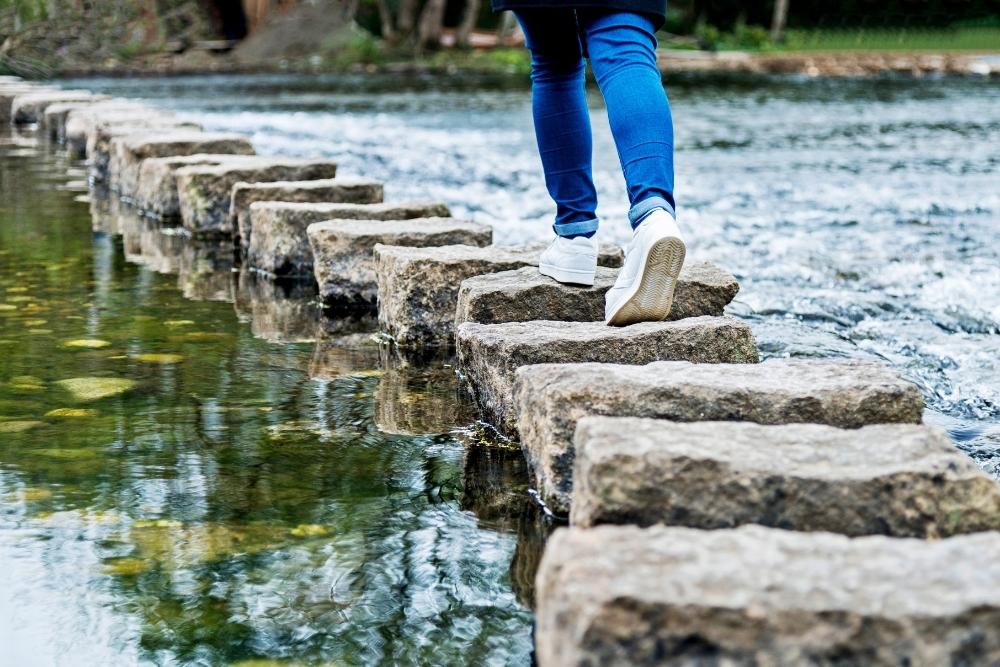 stepping stones for challenging coaching situations